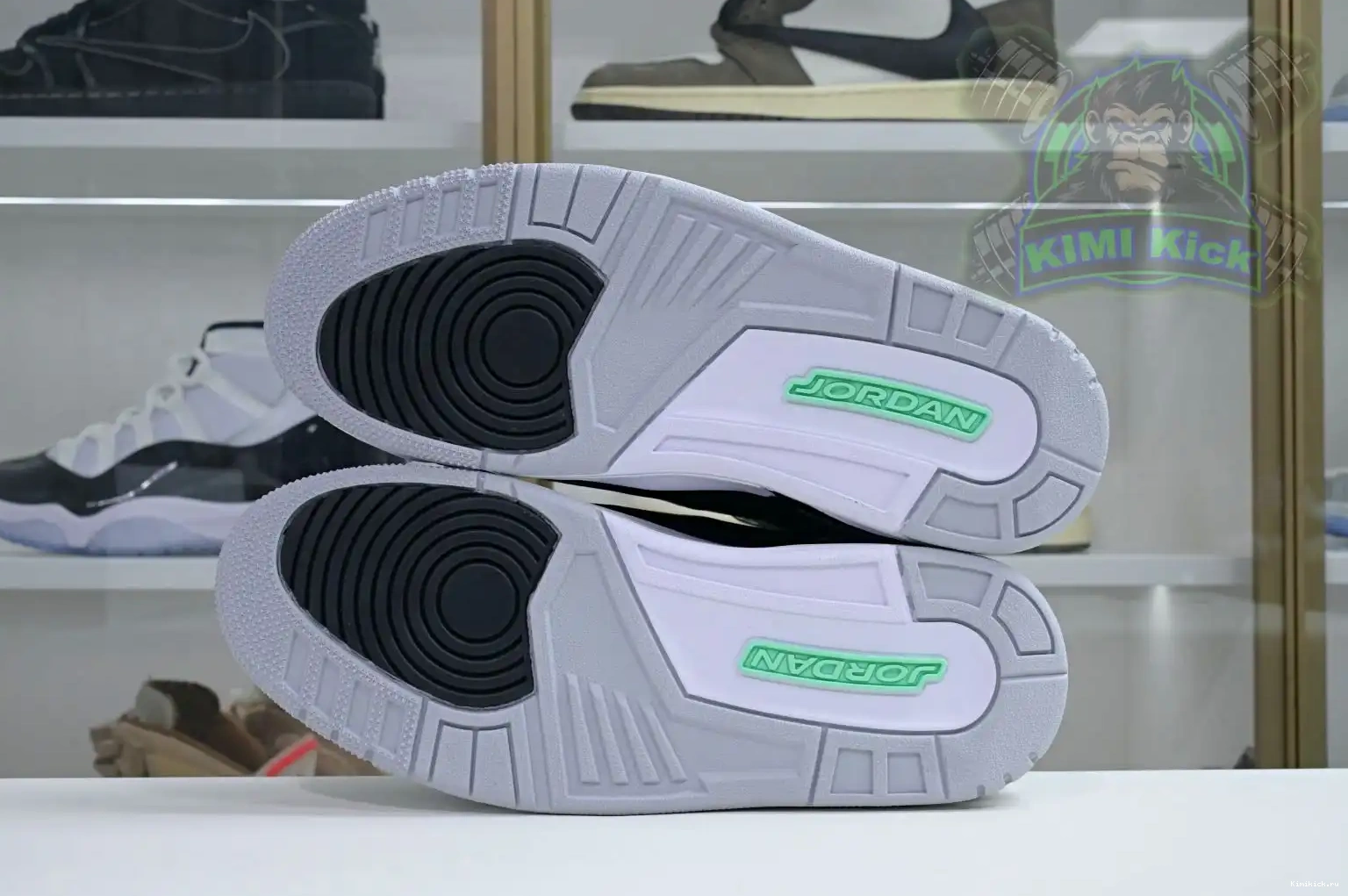 Glow 3 Green Jordan Air Kimikick 0521